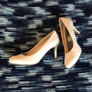White Pumps